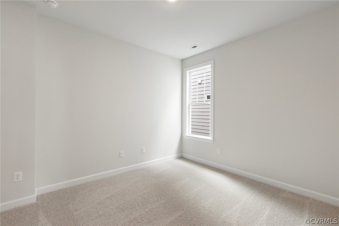 8425 Chimney Rock Dr