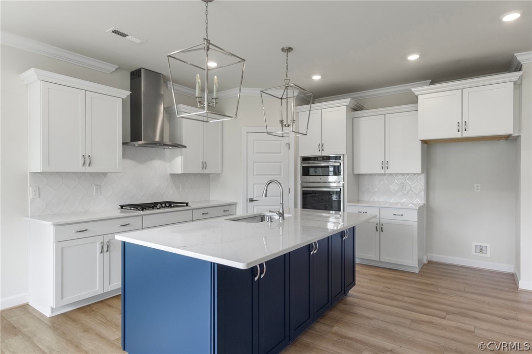 8425 Chimney Rock Dr