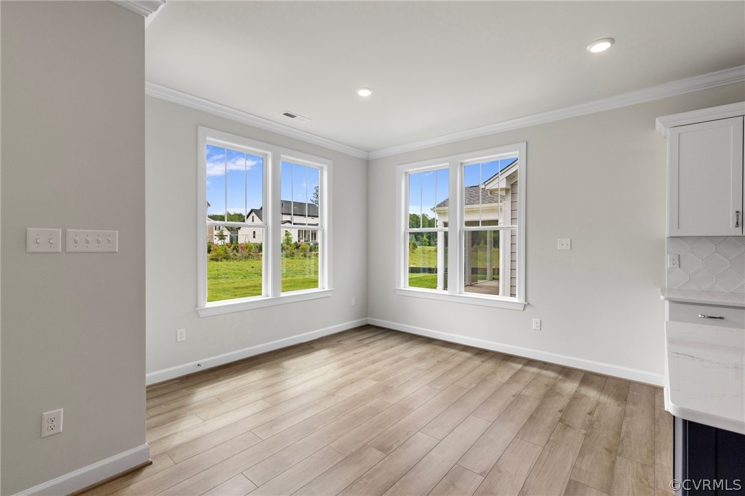 8425 Chimney Rock Dr