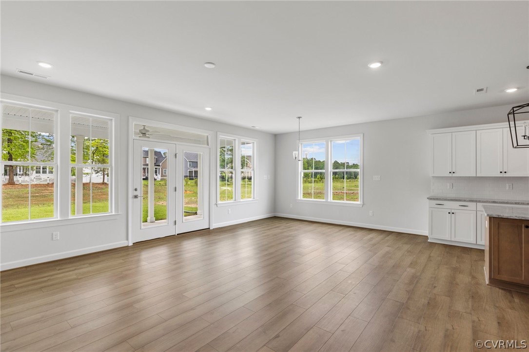 8409 Chimney Rock Dr