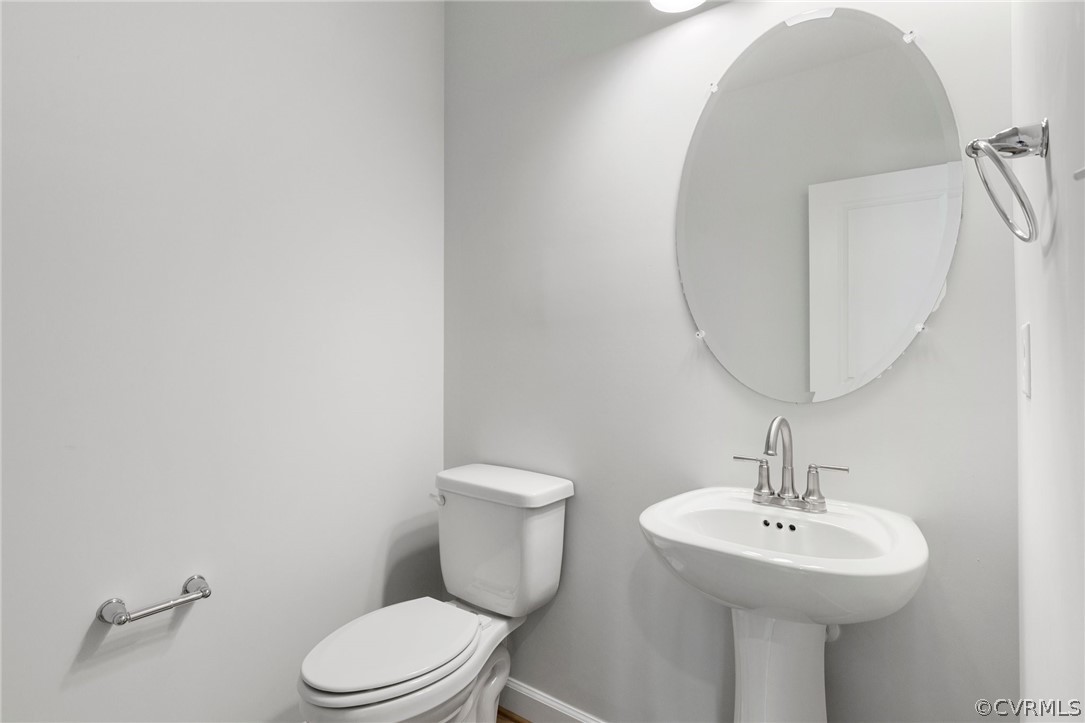 8409 Chimney Rock Dr