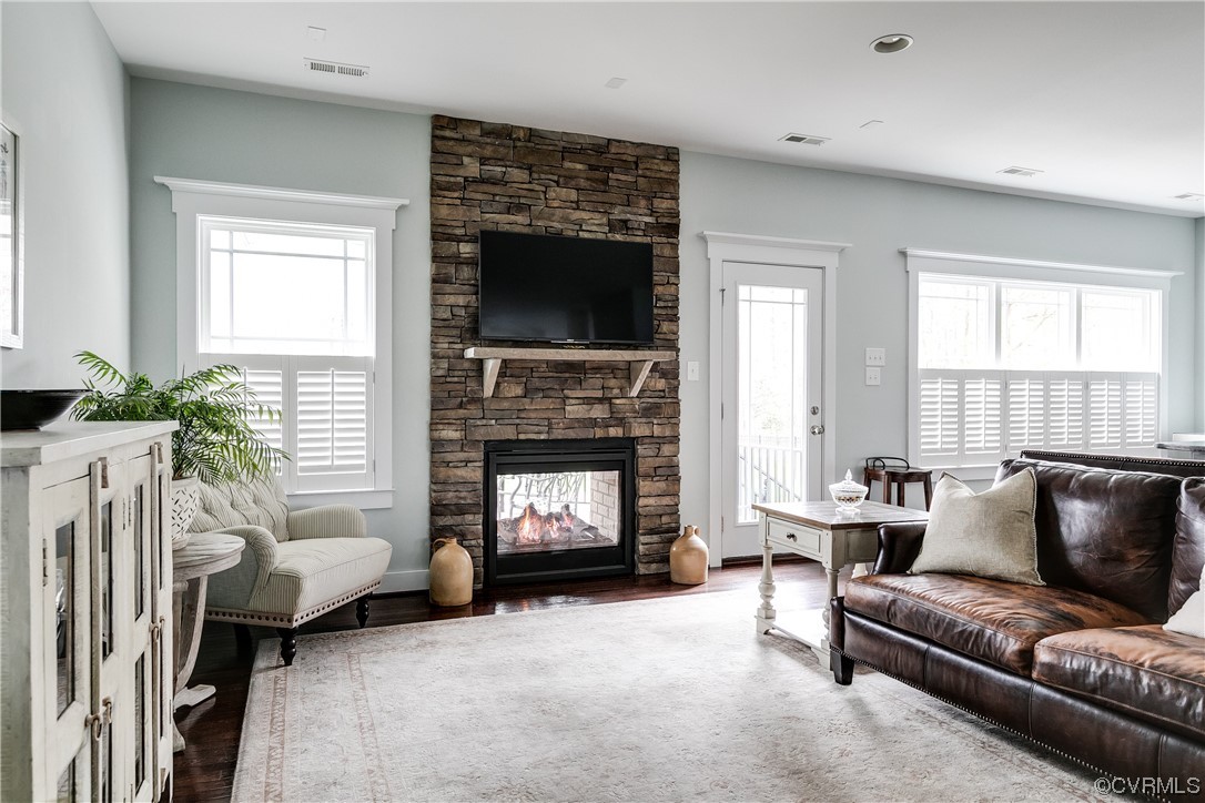 9383 John Wickham Way