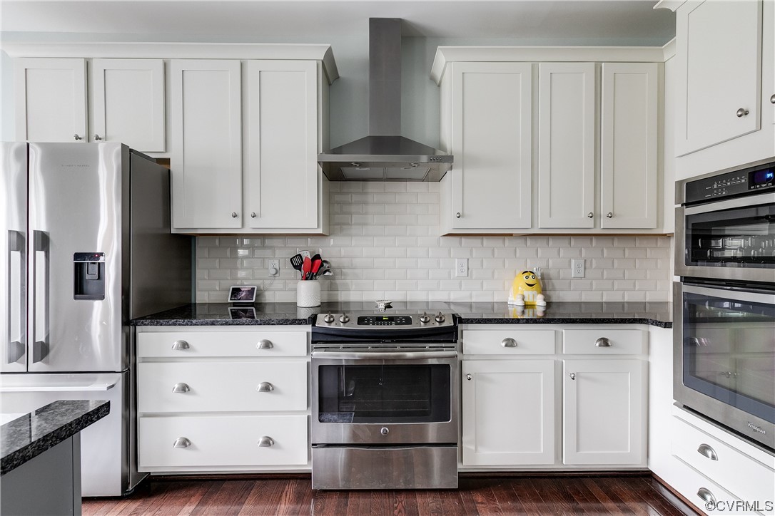 9383 John Wickham Way