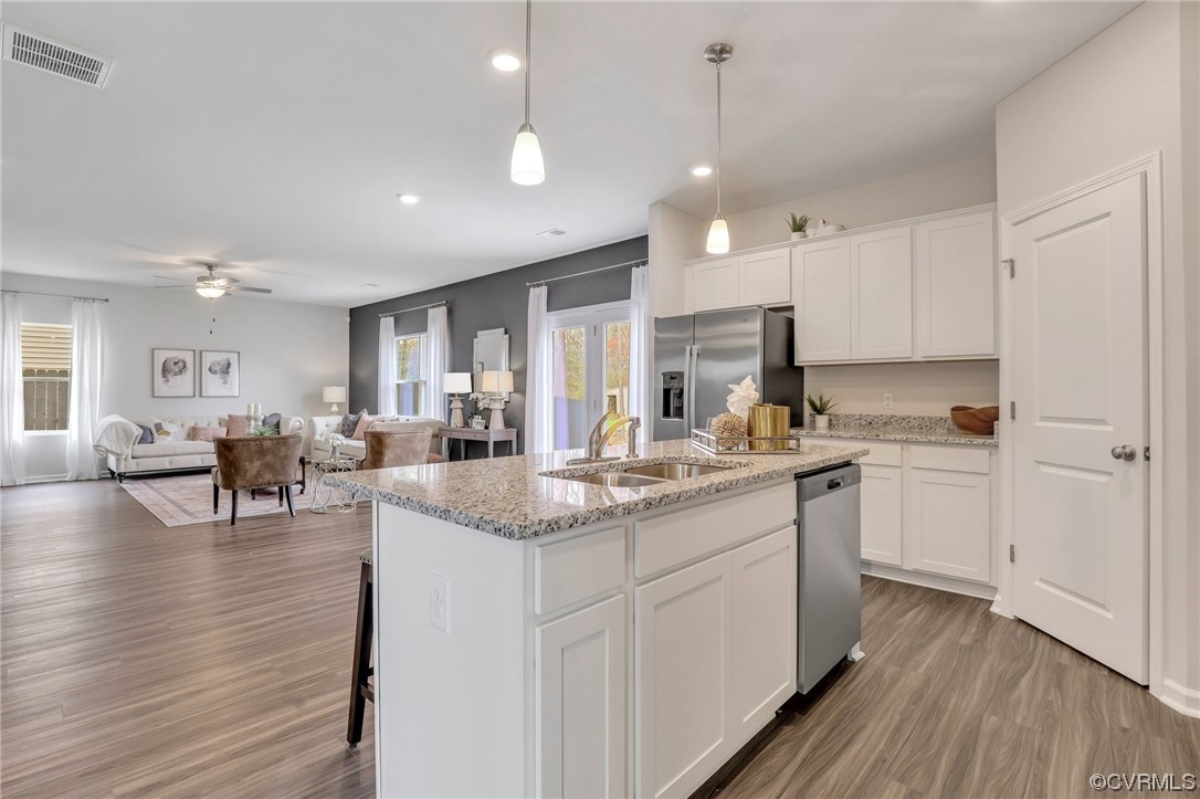 235 Bellevue Cir