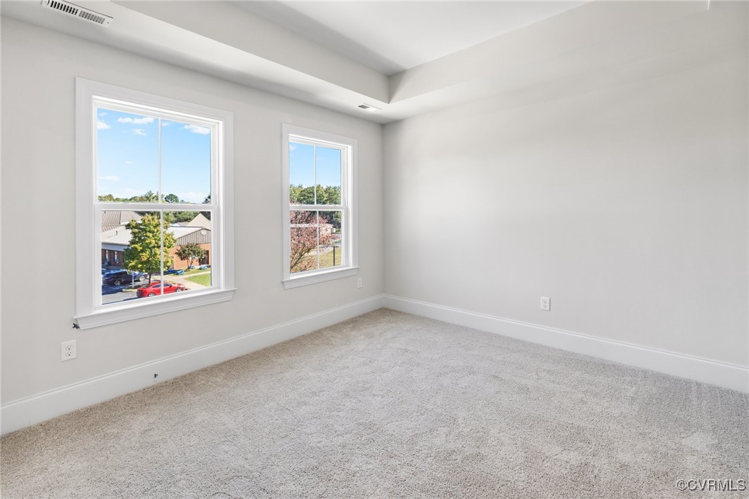 136 Avenda Ln