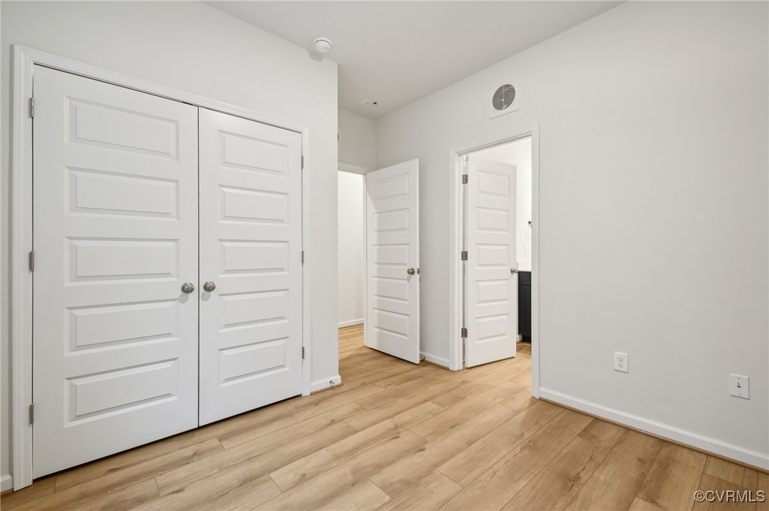 206 Avenda Ln