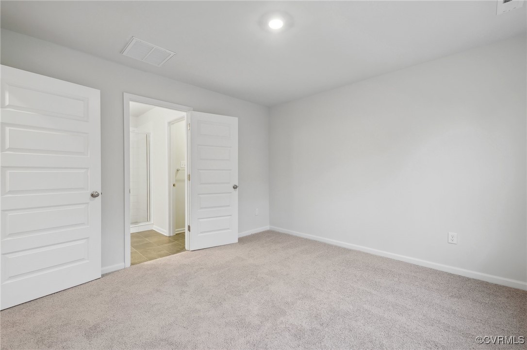 212 Avenda Ln