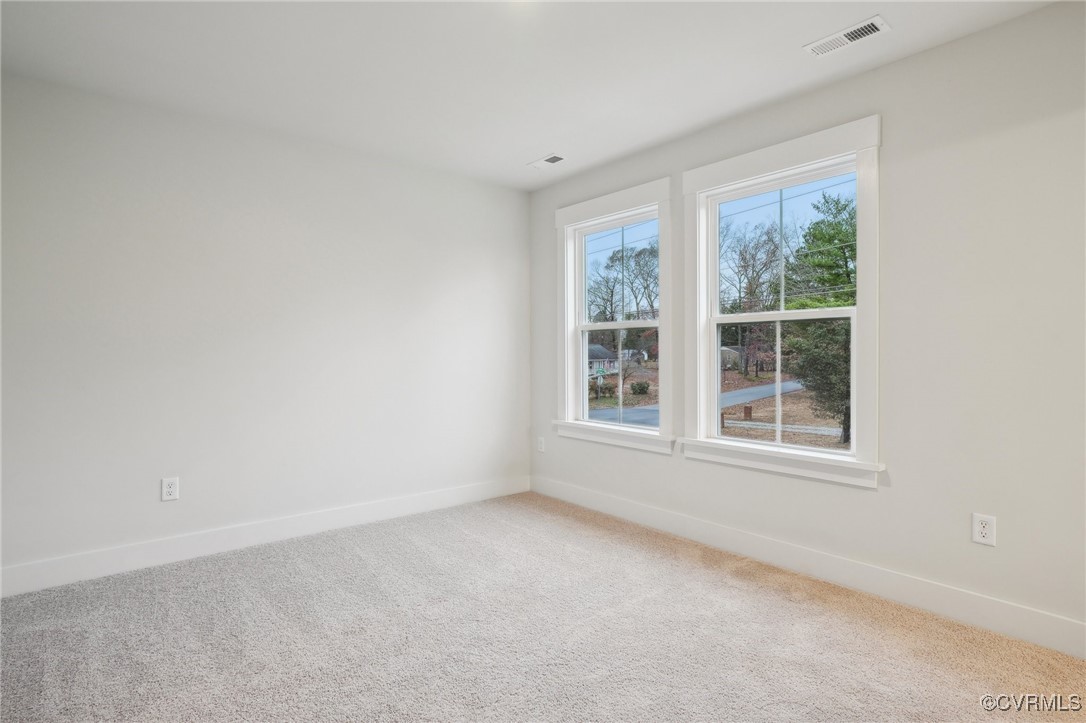 218 Avenda Ln