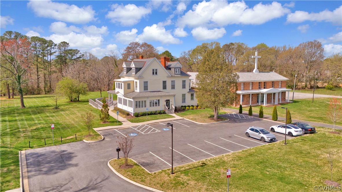 5606 Staples Mill Rd