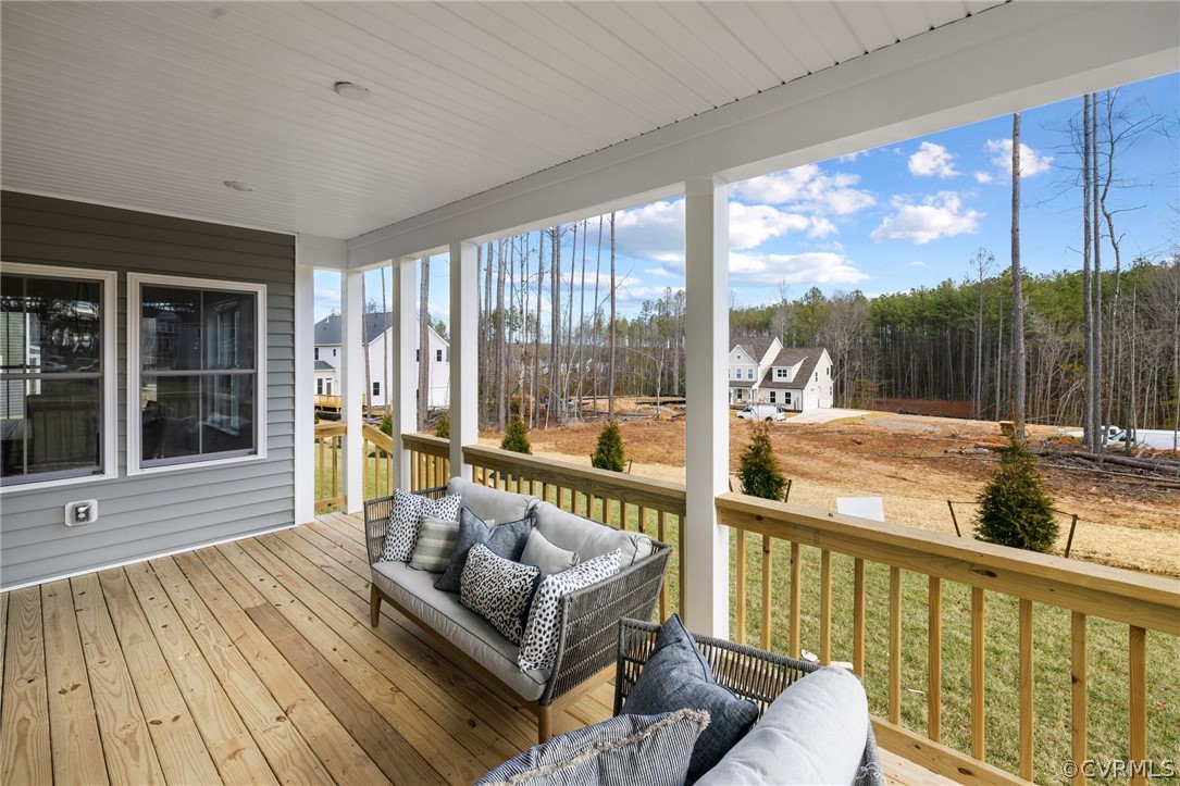 6813 Cove Creek Ct