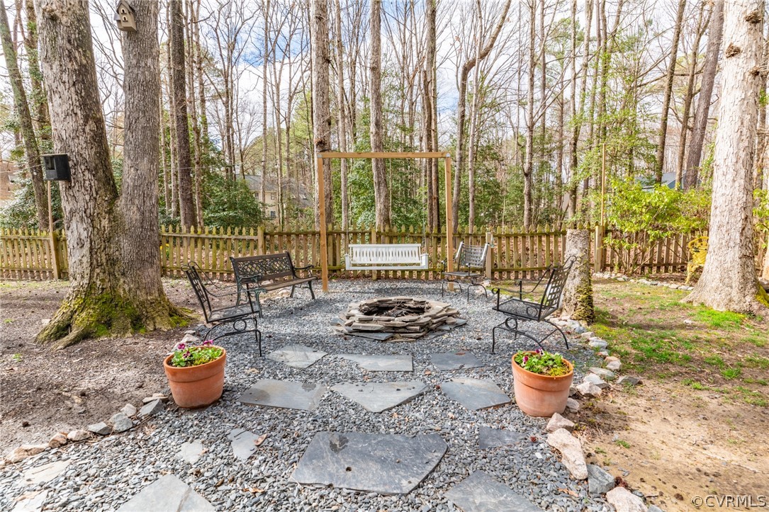 2800 Autumn Woods Ct