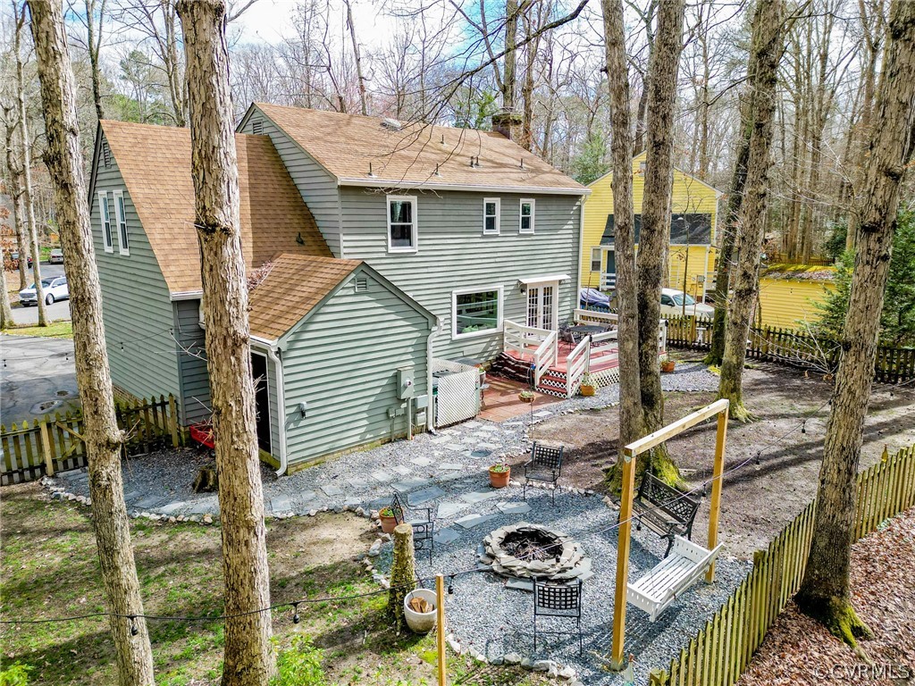 2800 Autumn Woods Ct