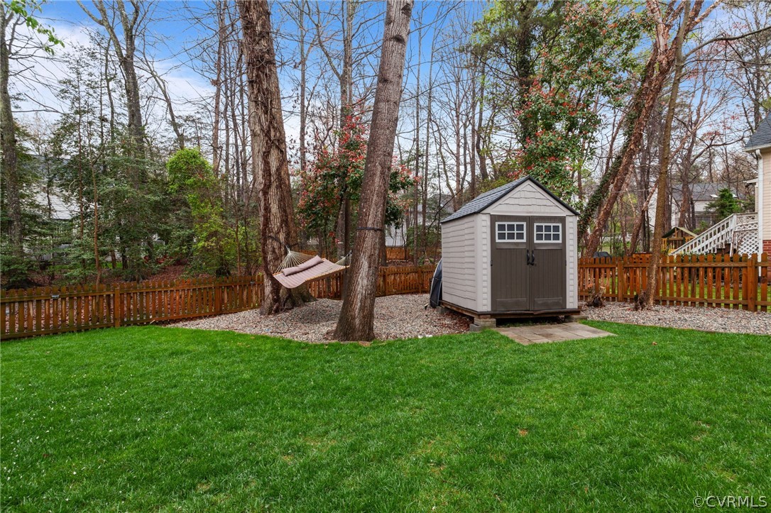 5910 Rosebay Forest Pl