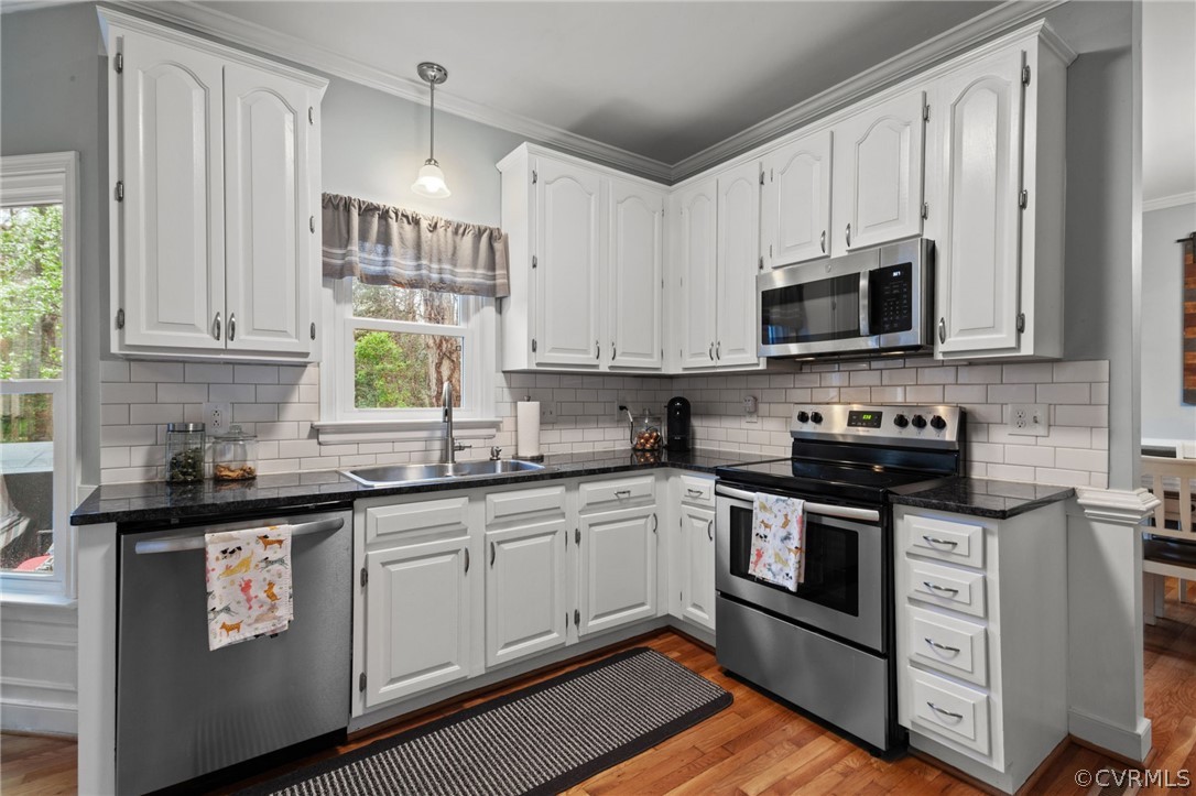 5910 Rosebay Forest Pl