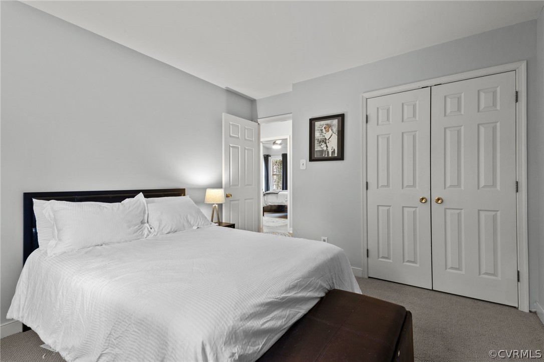 5910 Rosebay Forest Pl