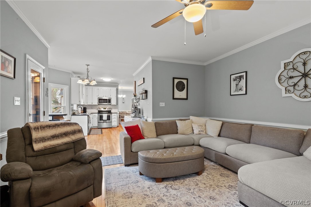 5910 Rosebay Forest Pl