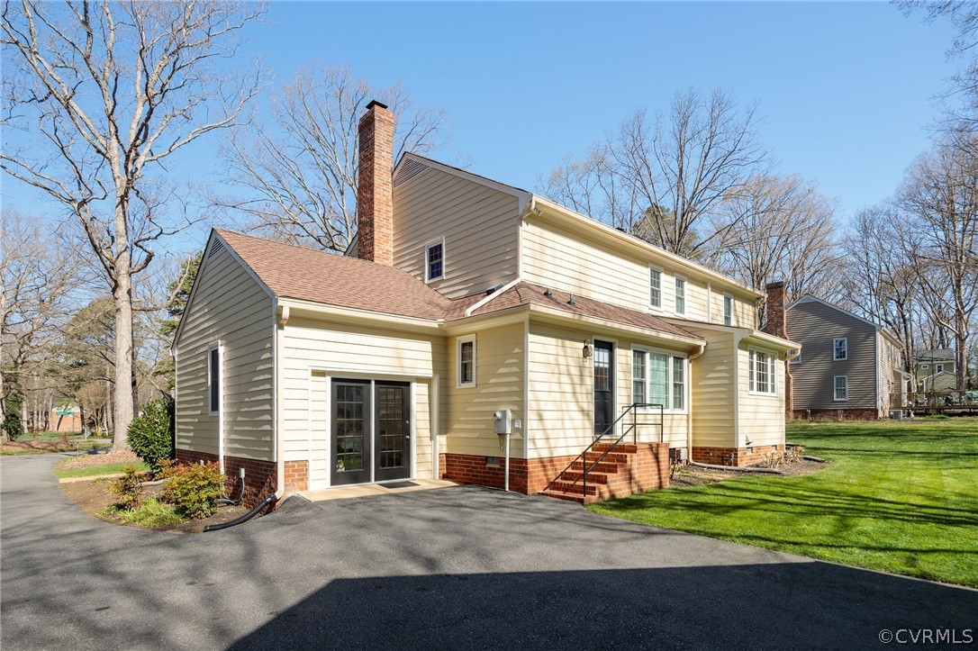 2421 Wildercroft Rd