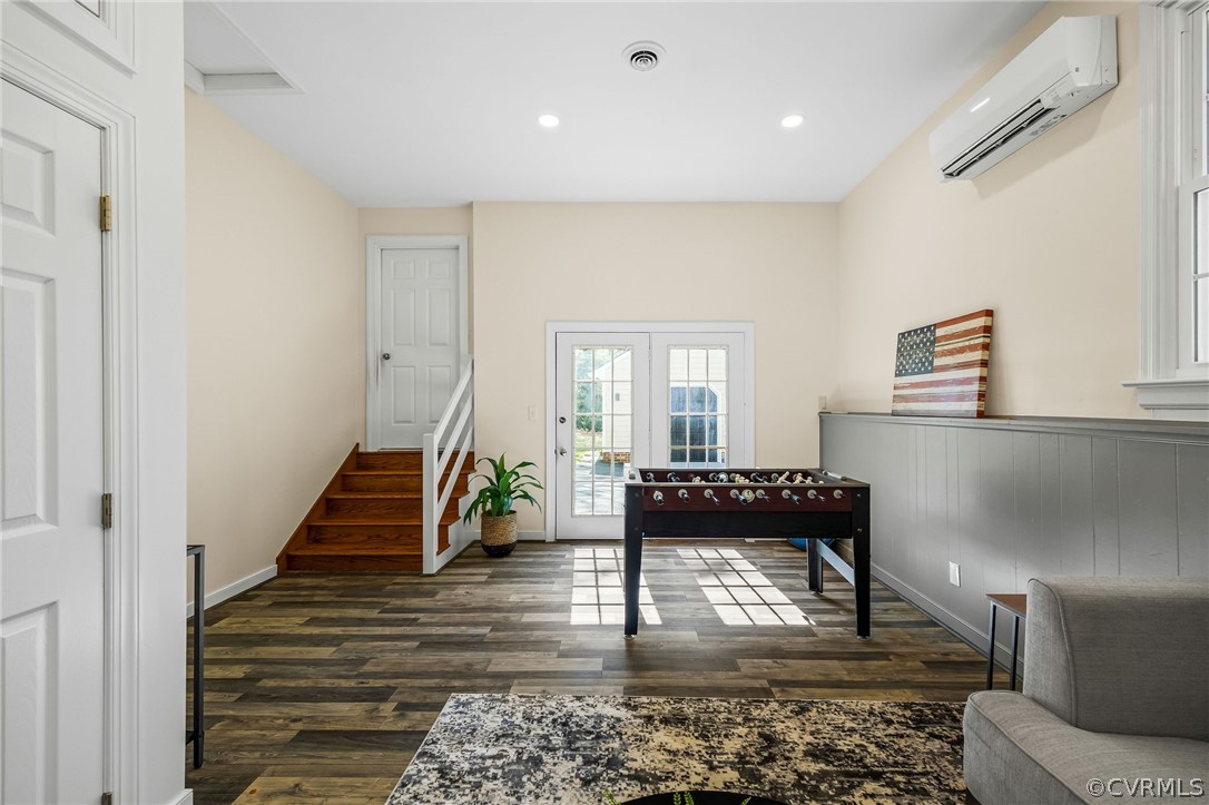 2421 Wildercroft Rd