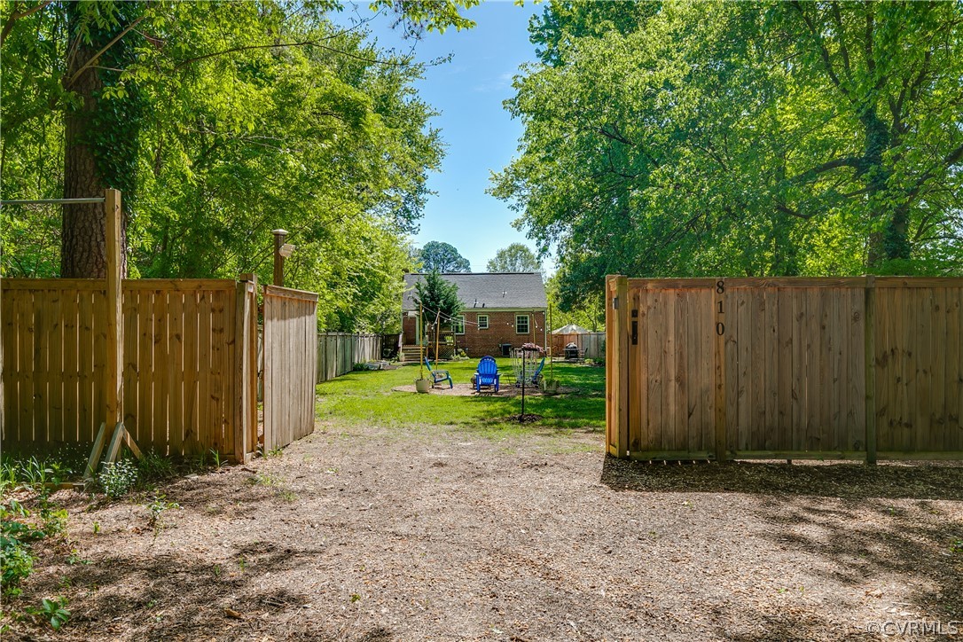 810 Westover Hills Blvd