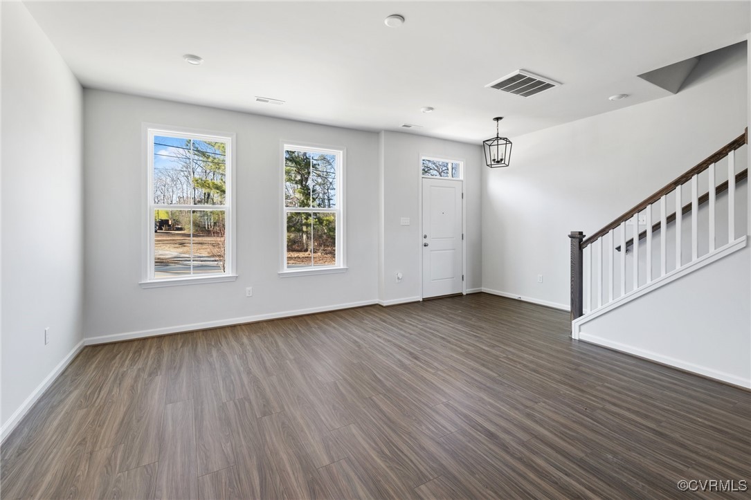 118 Avenda Ln