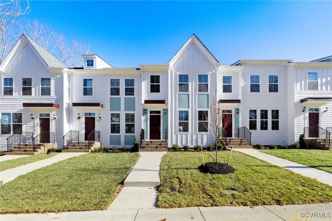 118 Avenda Ln