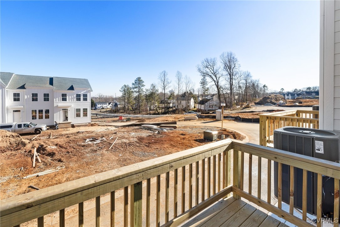 118 Avenda Ln