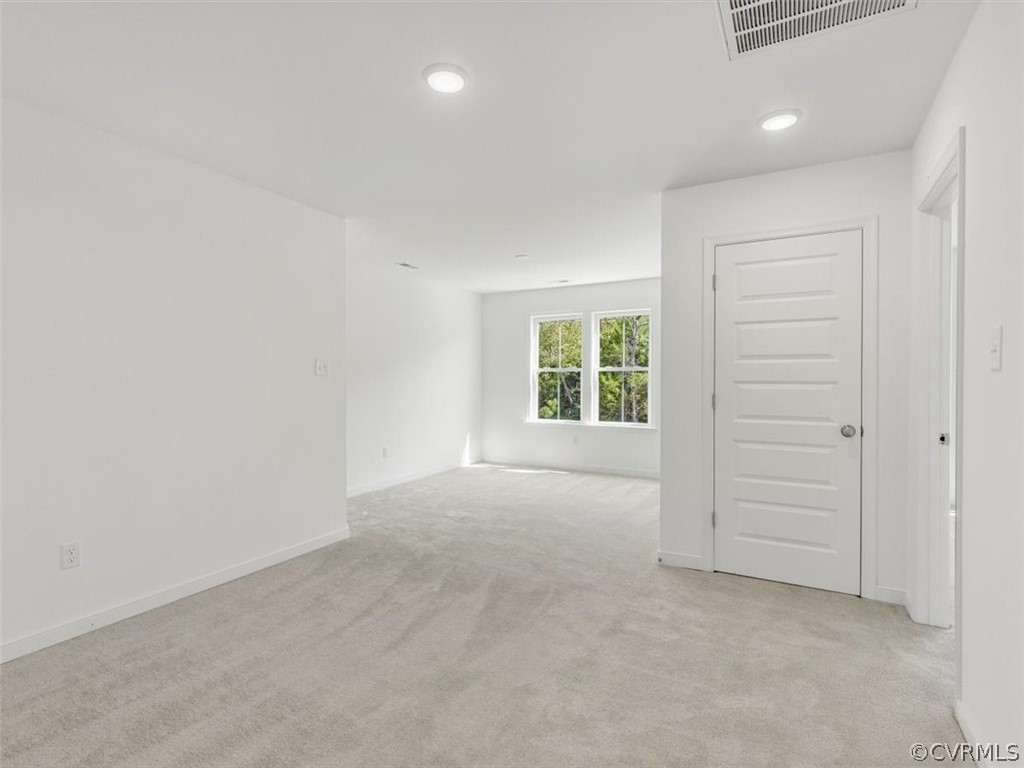 16207 Dogwood Tree Ct