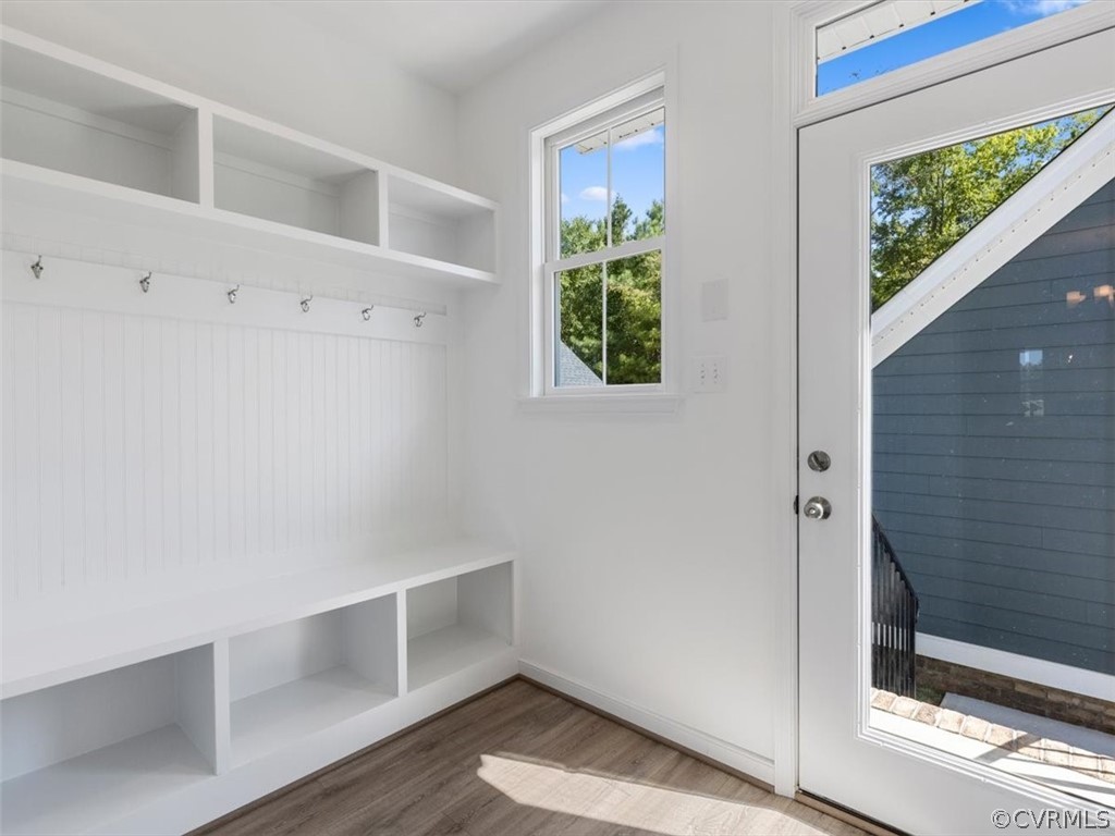 16207 Dogwood Tree Ct