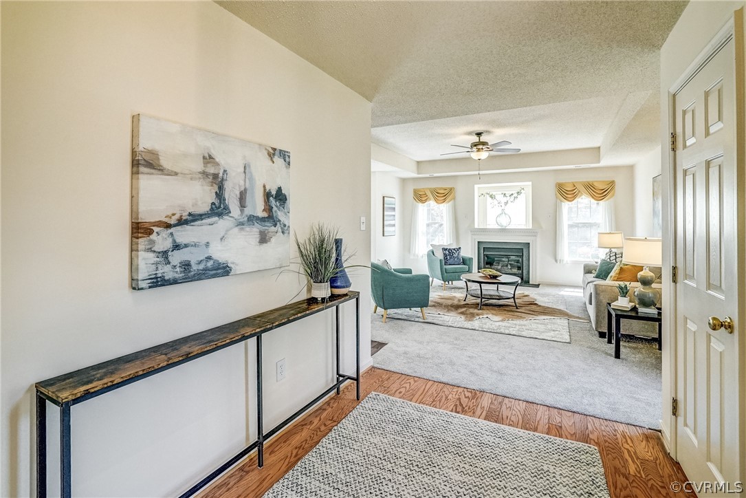 108 Carriage Point Ln