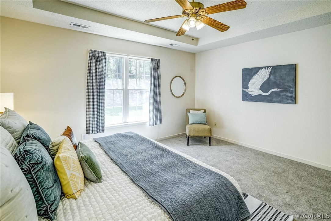 108 Carriage Point Ln