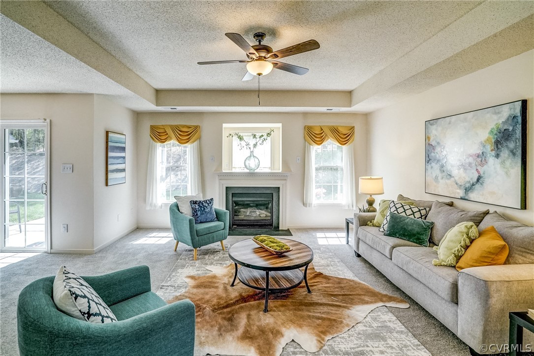 108 Carriage Point Ln