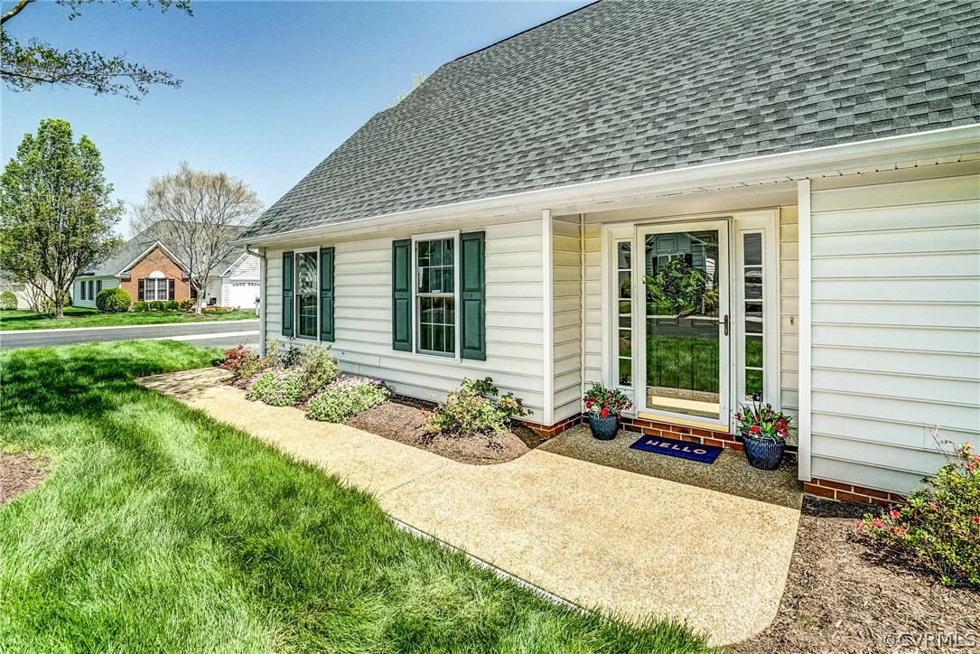 108 Carriage Point Ln