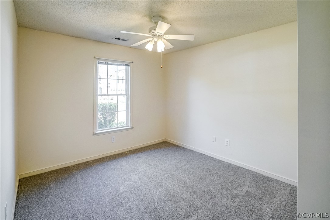 108 Carriage Point Ln