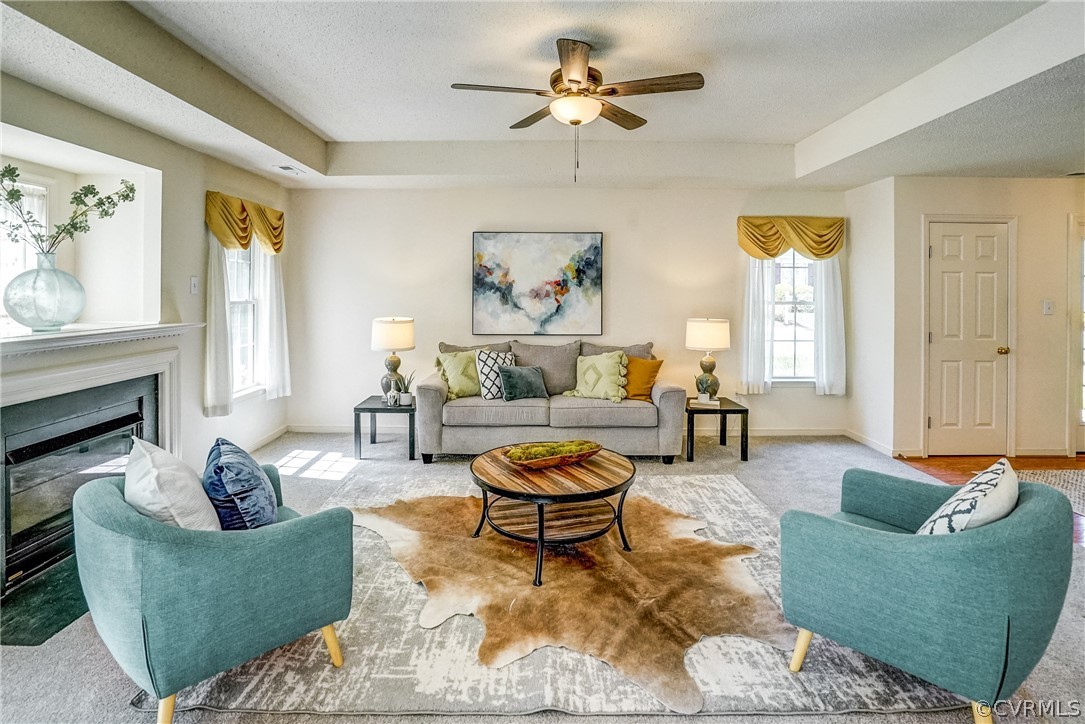 108 Carriage Point Ln