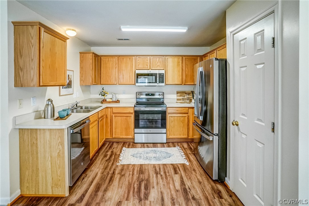 108 Carriage Point Ln