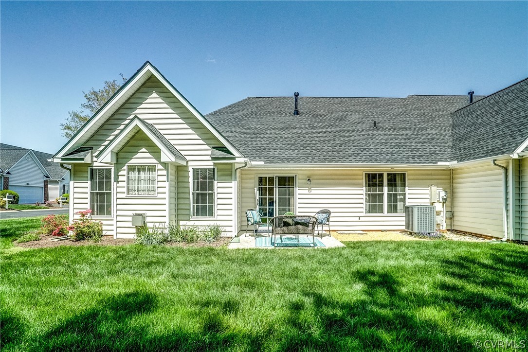 108 Carriage Point Ln