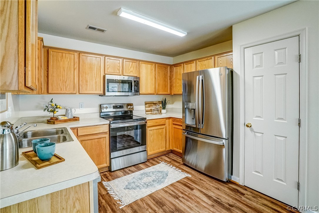 108 Carriage Point Ln