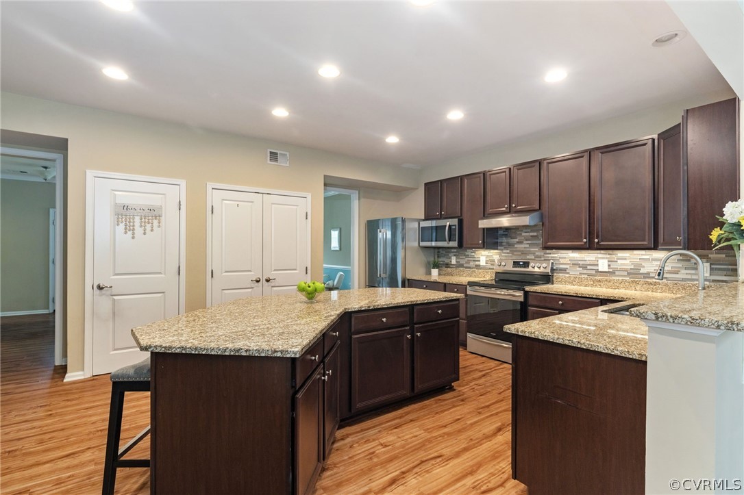 9913 Ethens Castle Dr