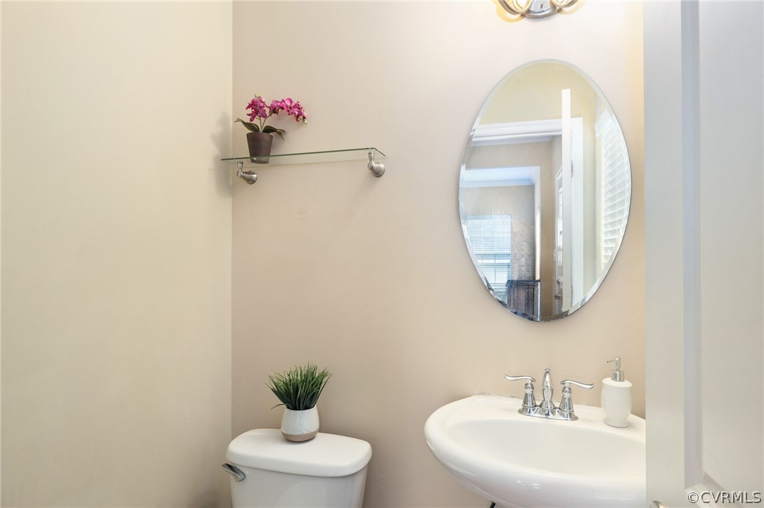 9913 Ethens Castle Dr