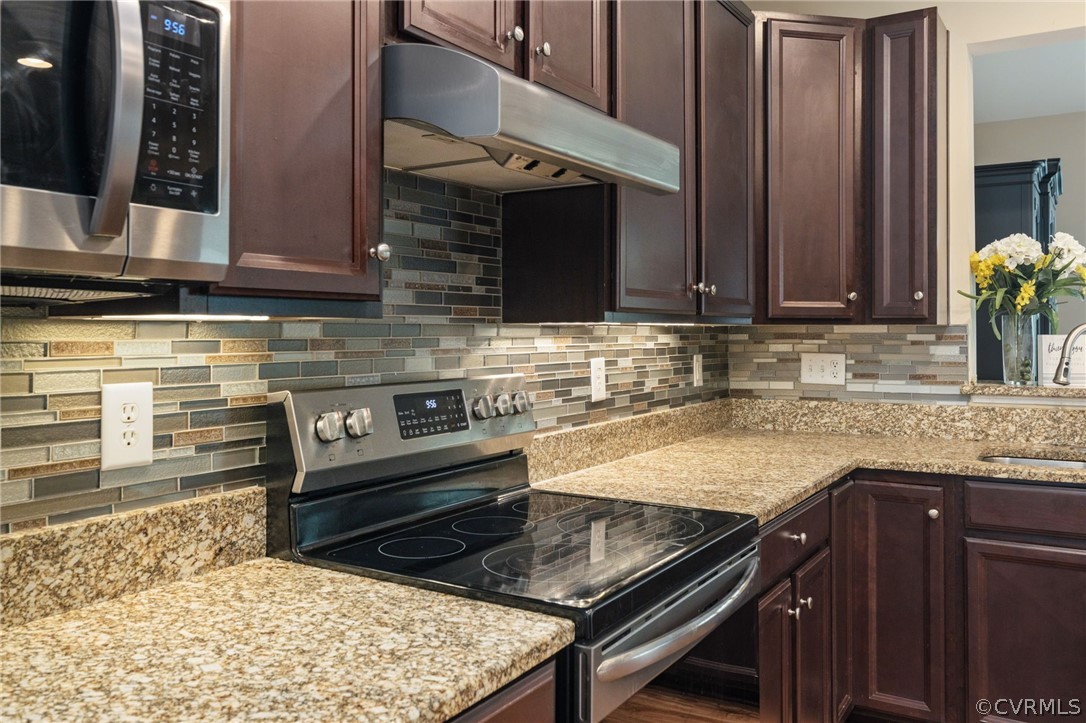 9913 Ethens Castle Dr