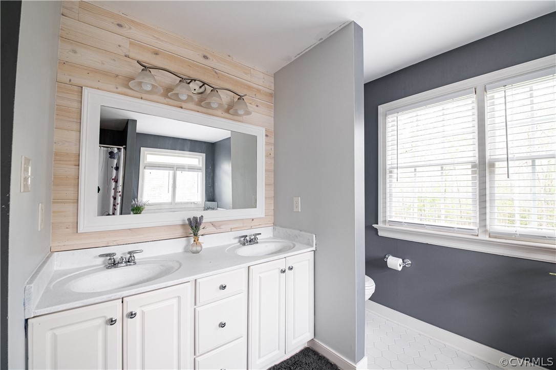 11800 Carters Creek Dr