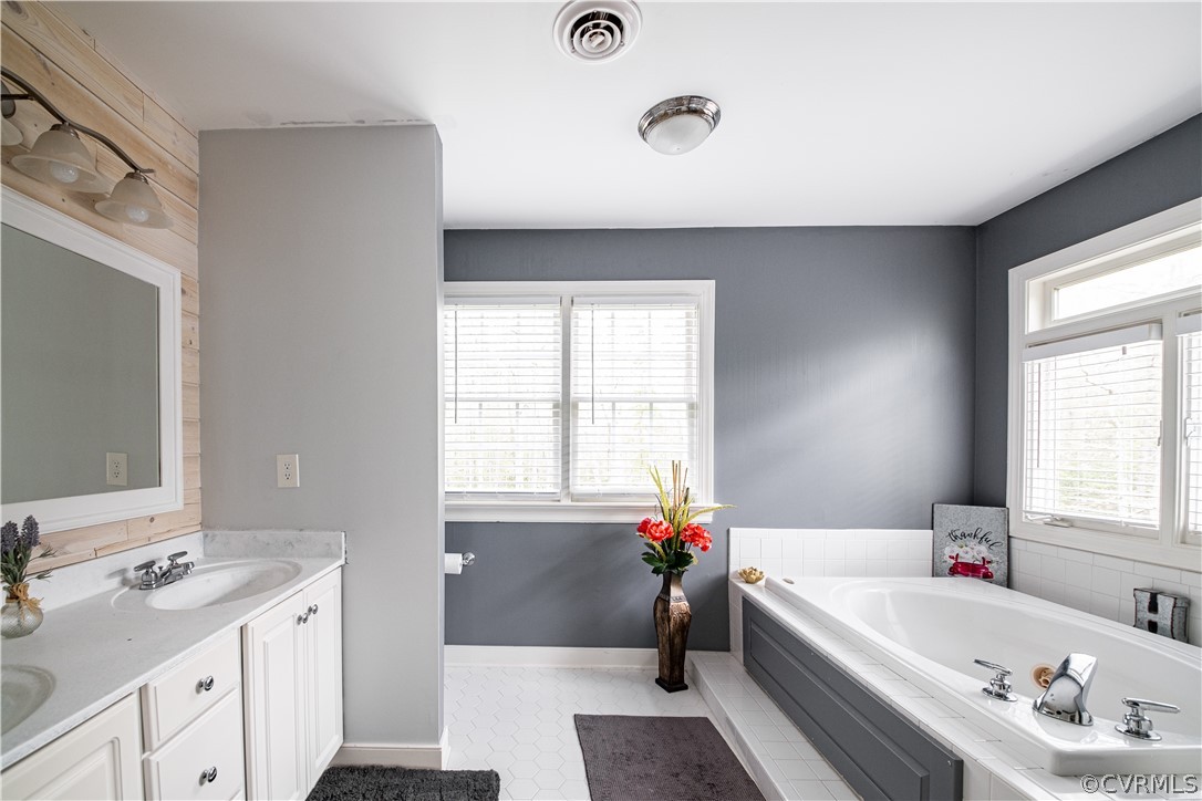 11800 Carters Creek Dr