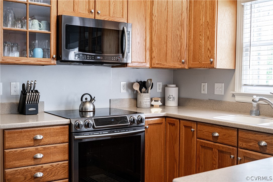 11800 Carters Creek Dr