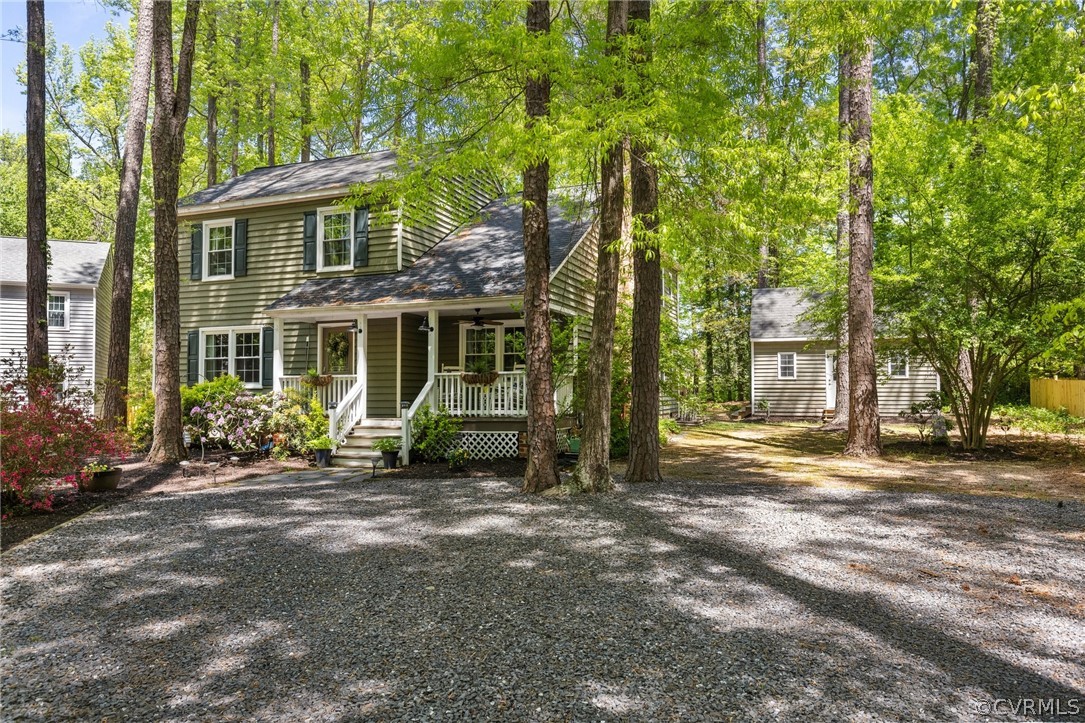 3915 Pebble Creek Rd