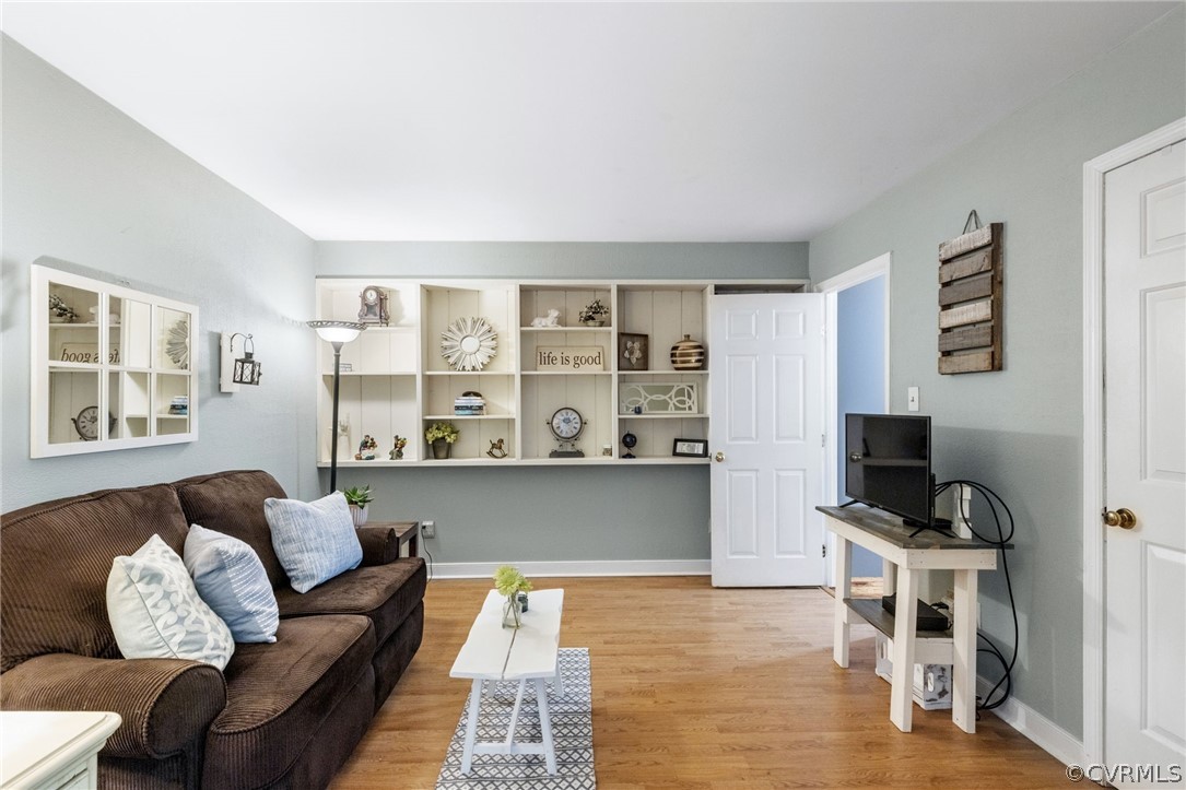 3915 Pebble Creek Rd