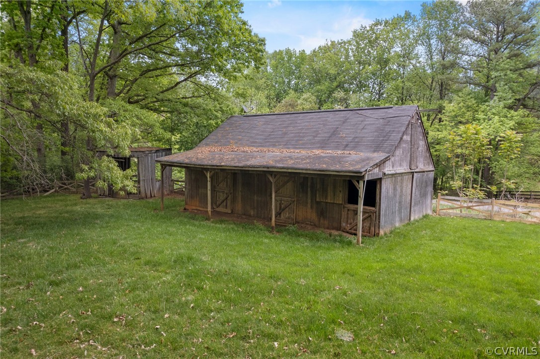 17332 Hidden Lake Ln