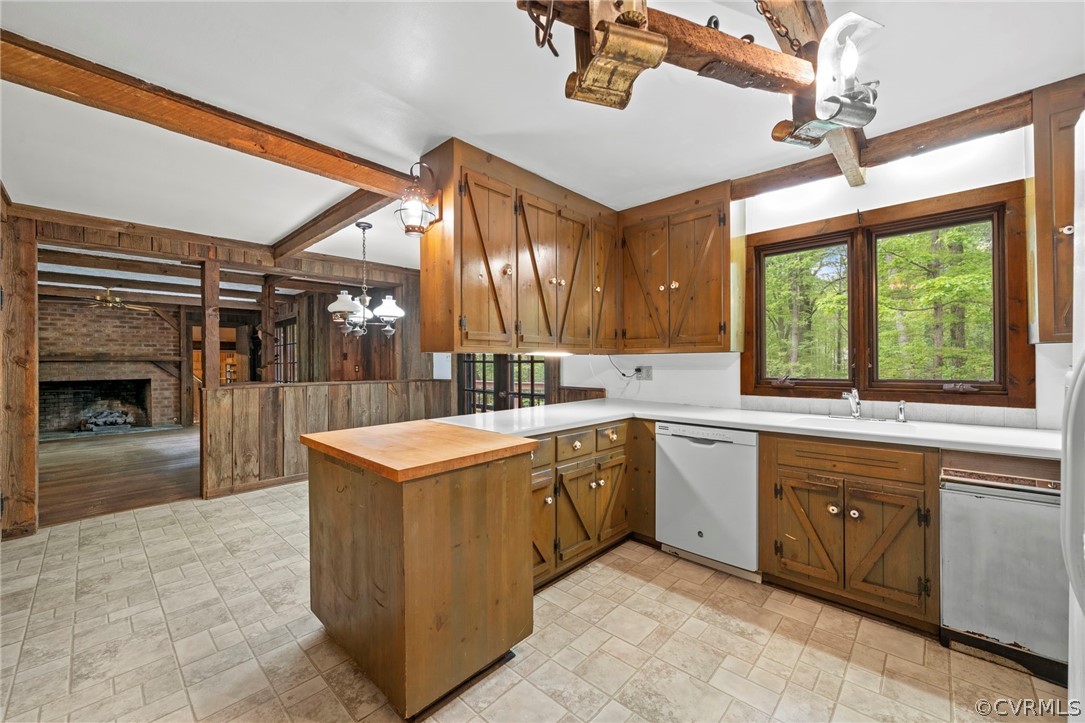 17332 Hidden Lake Ln