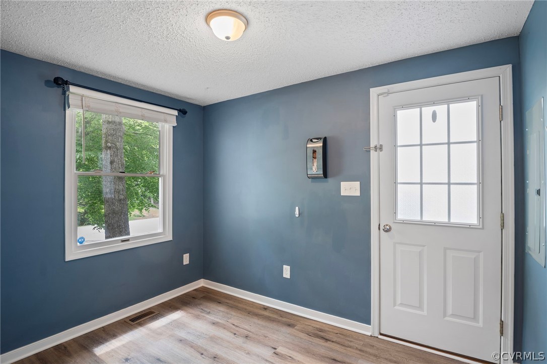 9912 Castle Glen Ter