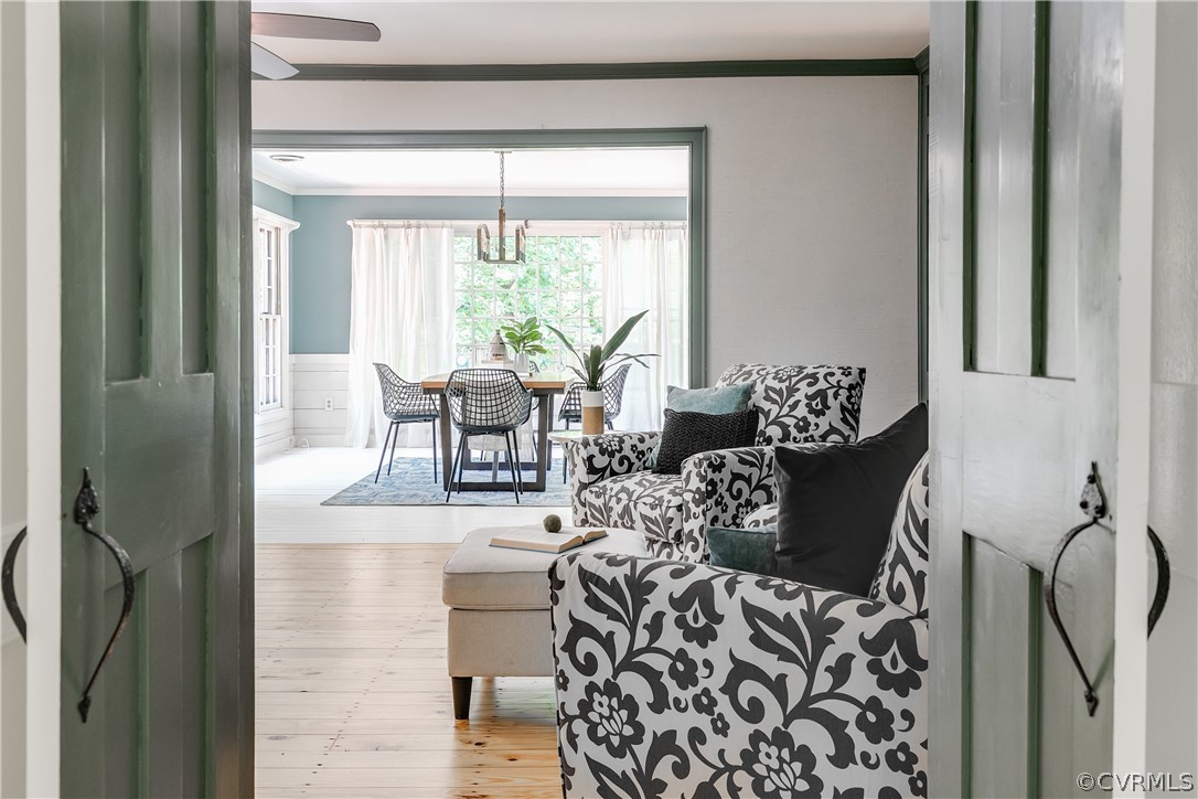 1817 Early Settlers Rd