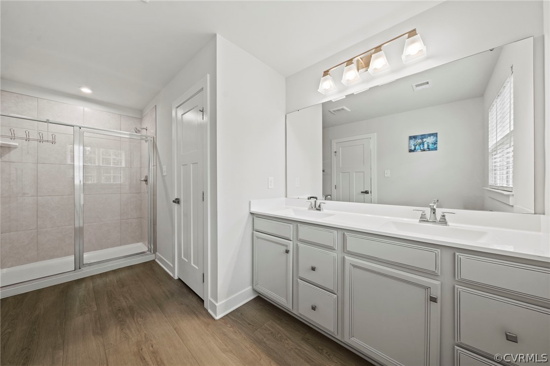 8725 Kingsland Park Dr